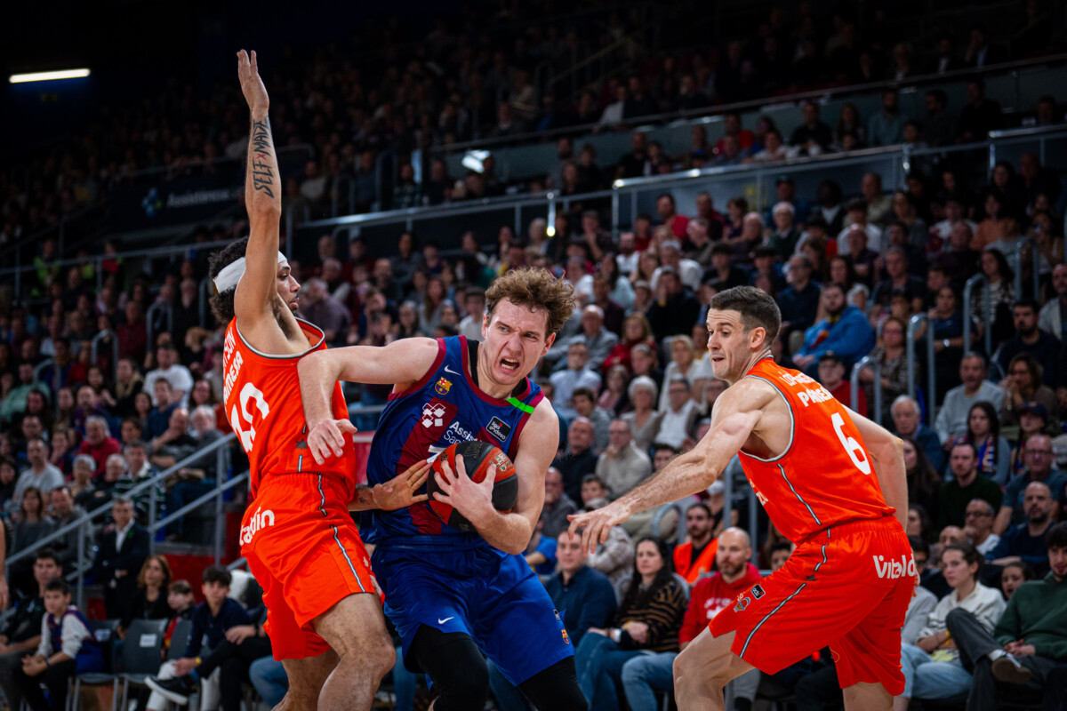 FC Barcelona vs Valencia Basket